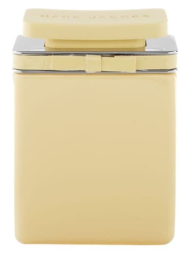 Marc-Jacobs-Perfume-Essence